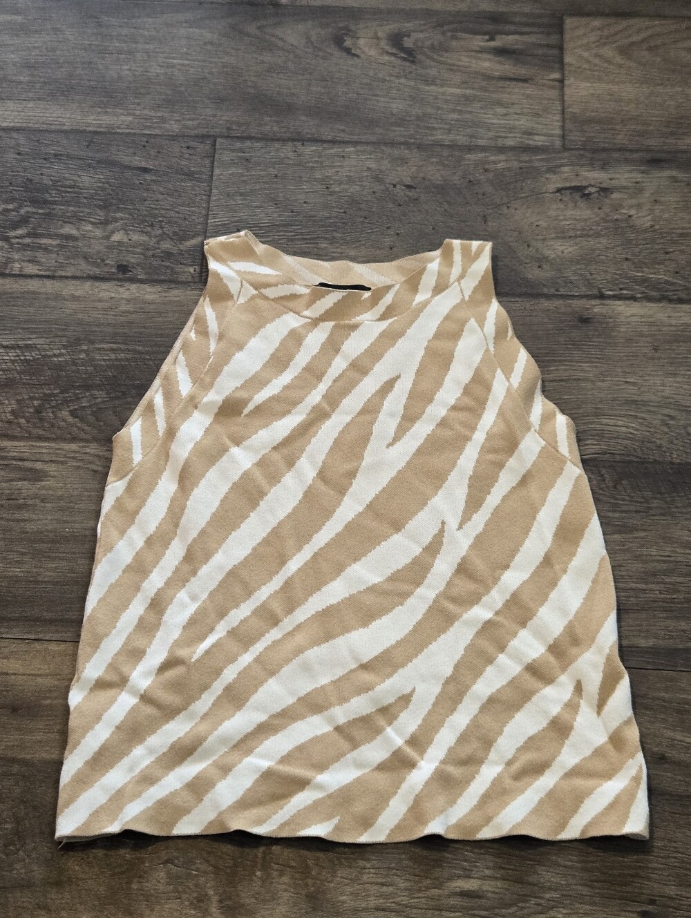 Ann Taylor Sleeveless Zebra-Stripe Knit Tank Top in Beige & White